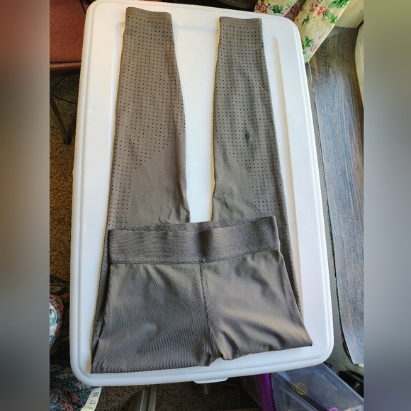 Lululemon x Soulcycle leggings activewear Ride & Reflect 28" Metal Grey sz 6. - Picture 4 of 17